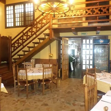Restaurante Lujuan מלון 2*